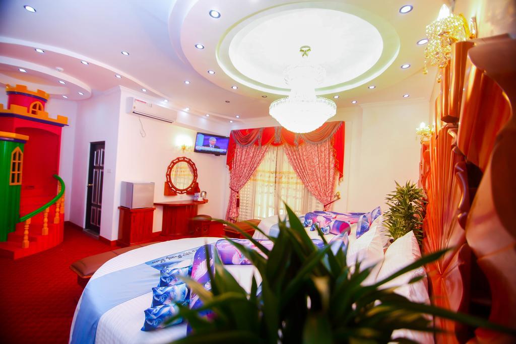 Hotel White House Anuradhapura Exterior foto