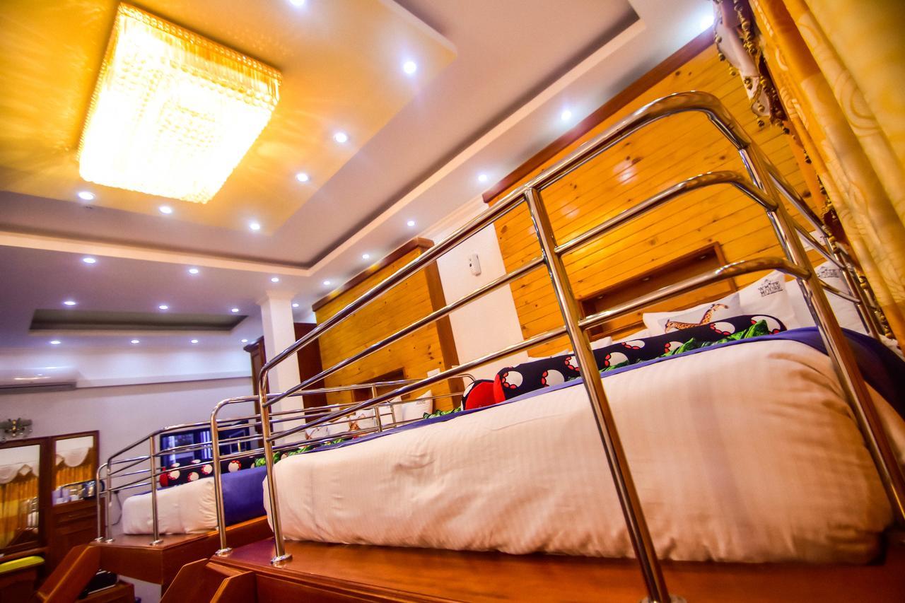 Hotel White House Anuradhapura Exterior foto